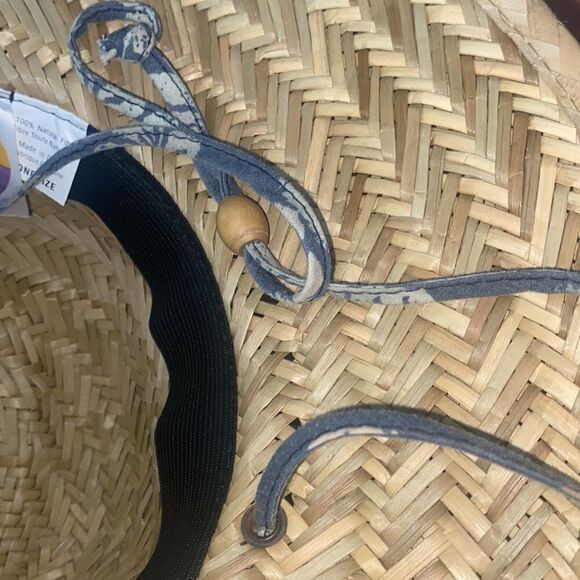 Bluewater Beach Straw Hat with Drawstring! - Picture 9 of 12